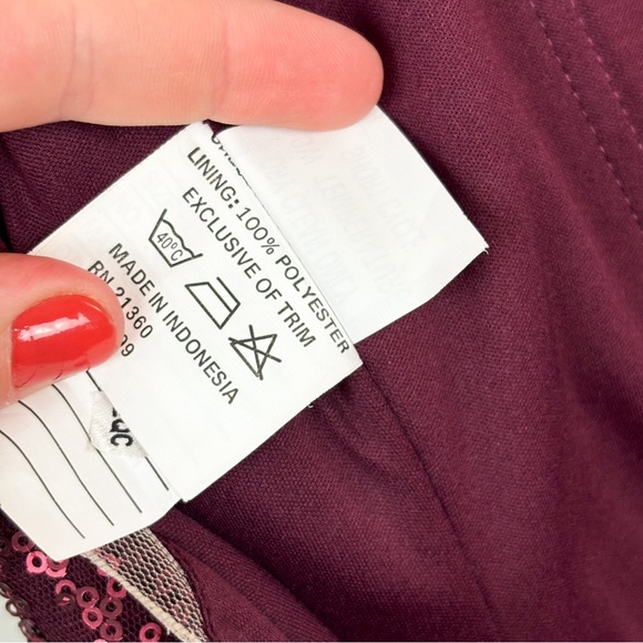 Mori Lee Madeline Gardner Burgundy Sequin Formal Gown Sz 12 - Picture 8 of 8